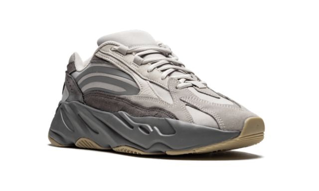 Adidas Yeezy Boost 700 Tephra Adidas Yeezy Boost 700 Tephra Keesef