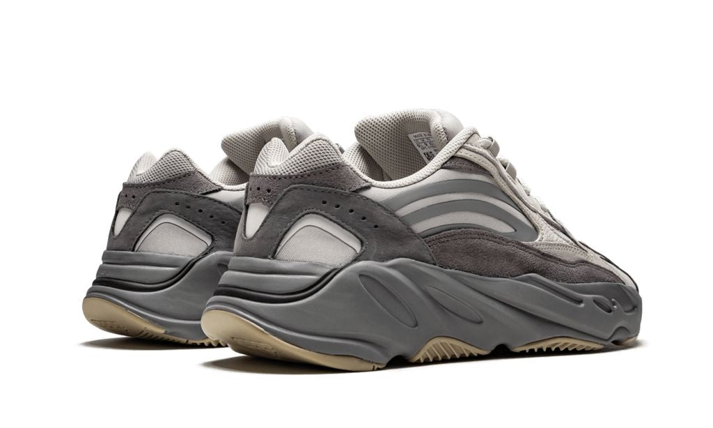 Adidas Yeezy Boost 700 Tephra Adidas Yeezy Boost 700 Tephra Keesef
