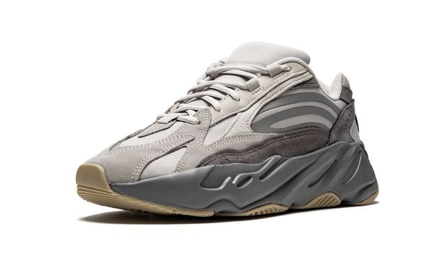 Adidas Yeezy Boost 700 Tephra Adidas Yeezy Boost 700 Tephra Keesef