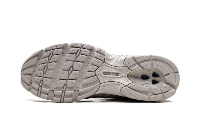 New Balance 530 Moonrock Moonbeam ASICS Gel-NYC Oatmeal Obsidian Grey Keesef