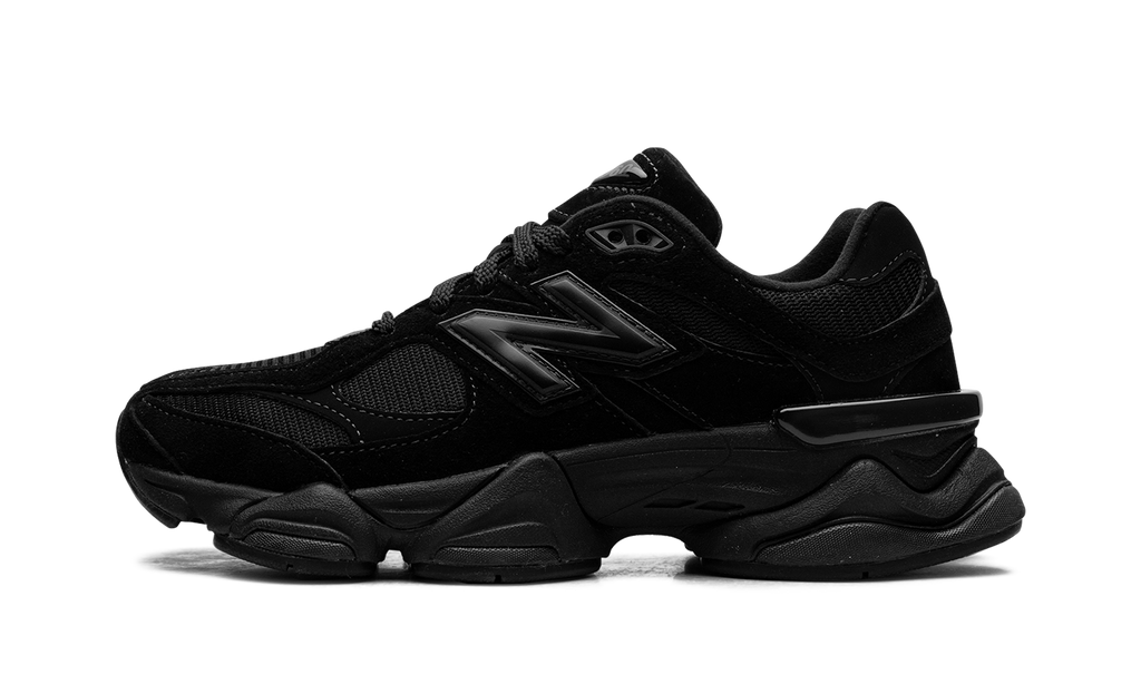 New Balance 9060 Triple Black