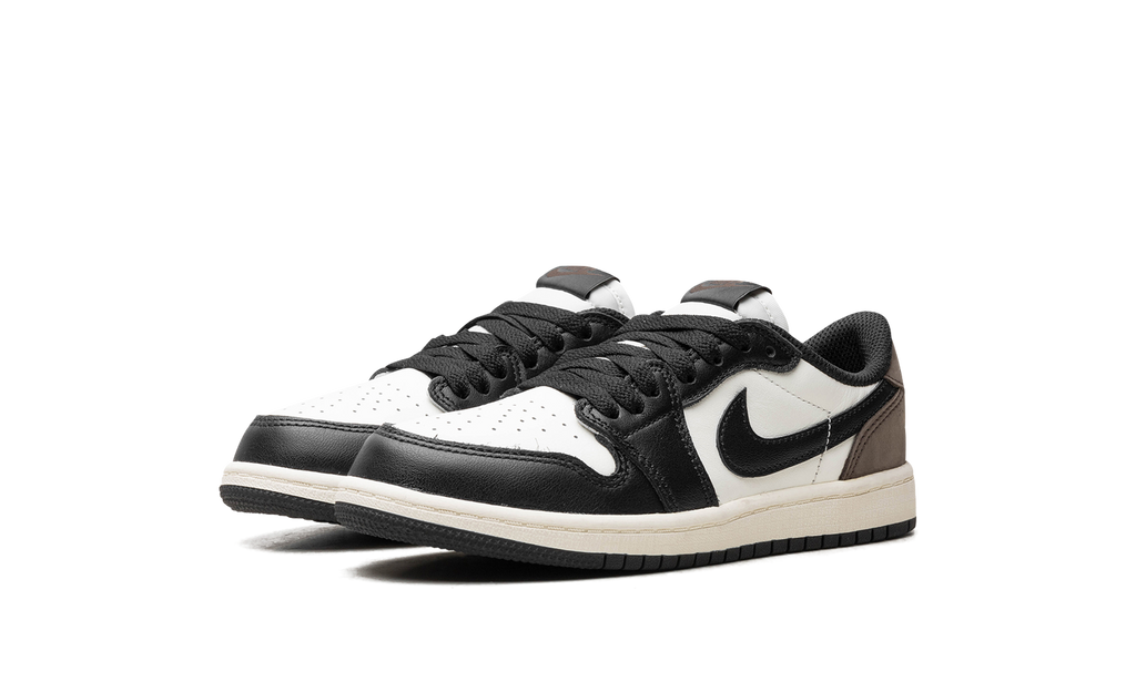 Jordan 1 Retro Low Mocha