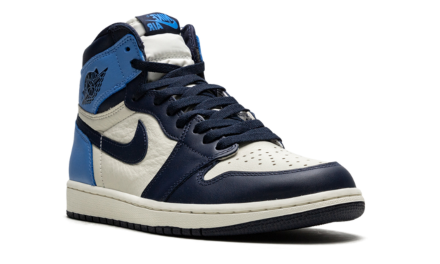 Jordan 1 Retro High Obsidian UNC