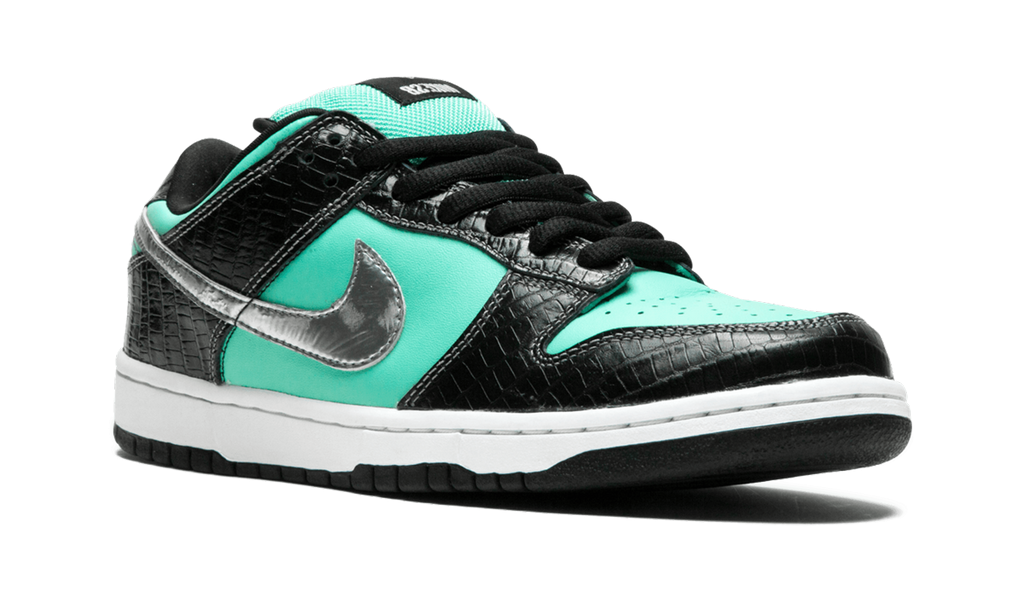 Nike SB Dunk Low Diamond Supply Co. Aqua Blue