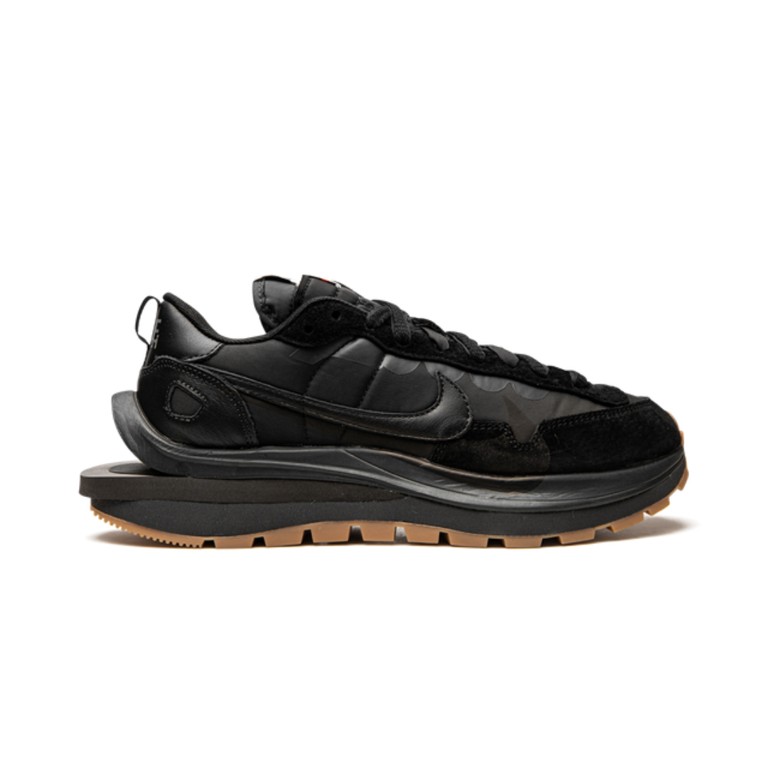 Nike Vaporwaffle Sacai Black Gum