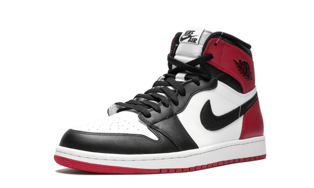 Jordan 1 Retro High Black Toe