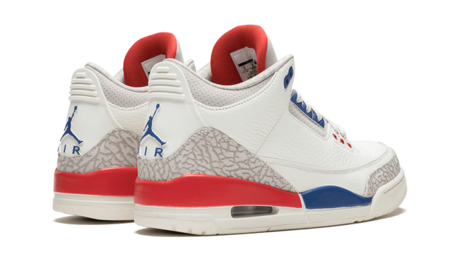 Jordan 3 Retro International Flight