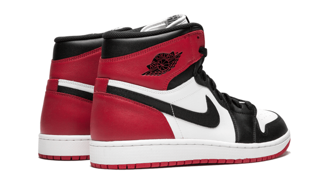 Jordan 1 Retro High Black Toe