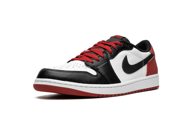 Jordan 1 Retro Low OG Black Toe