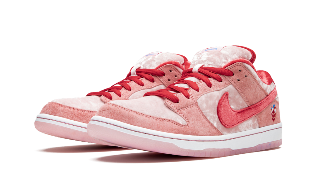 Nike SB Dunk Low Strangelove