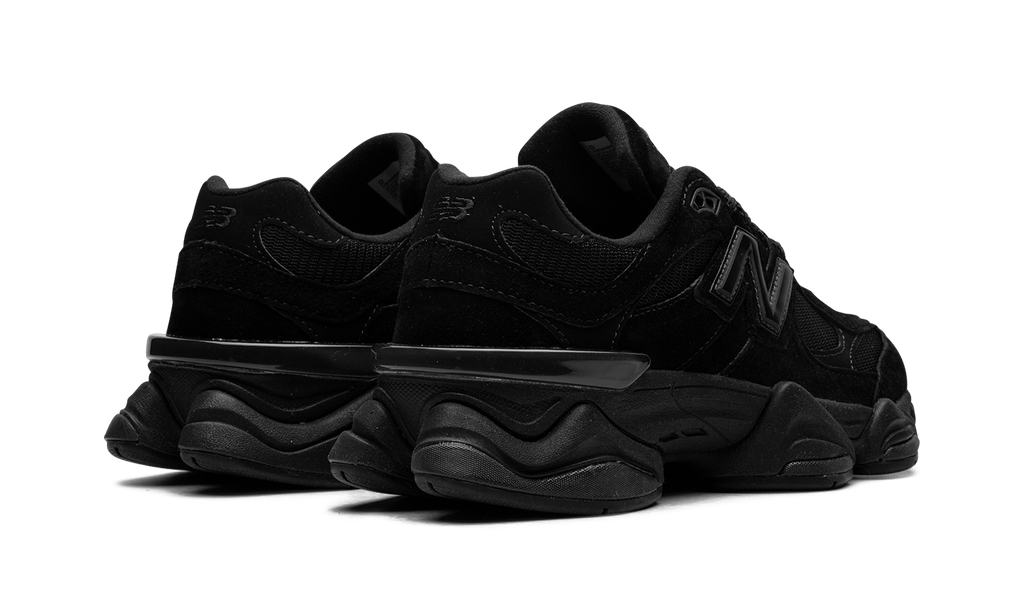 New Balance 9060 Triple Black