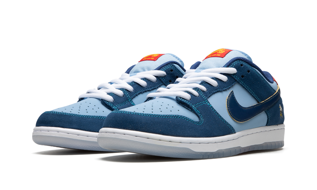 Nike SB Dunk Low The Predatory Bird