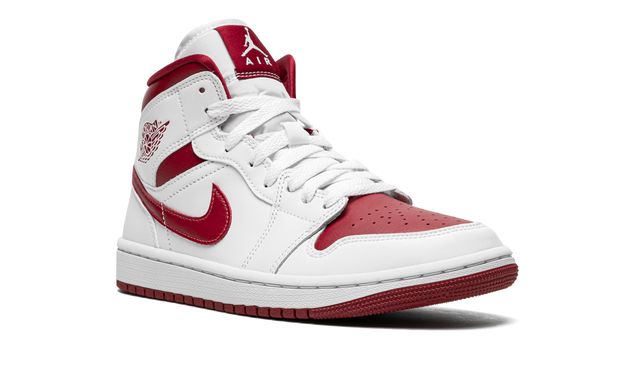 Jordan 1 Mid Reverse Chicago Jordan 1 Mid Reverse Chicago Keesef 