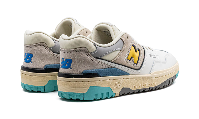 New Balance 550 Sea Salt Yellow