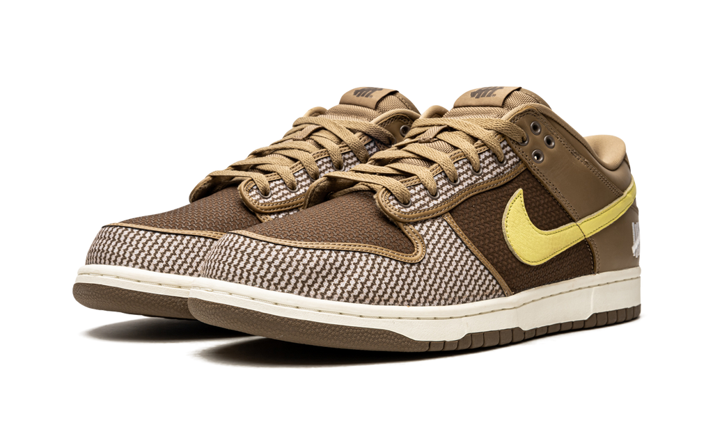 Nike Dunk Low Undefeated Canteen