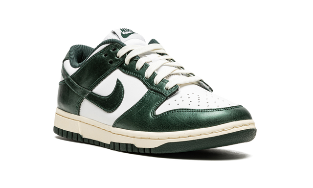 Nike Dunk Low Vintage Green (W)