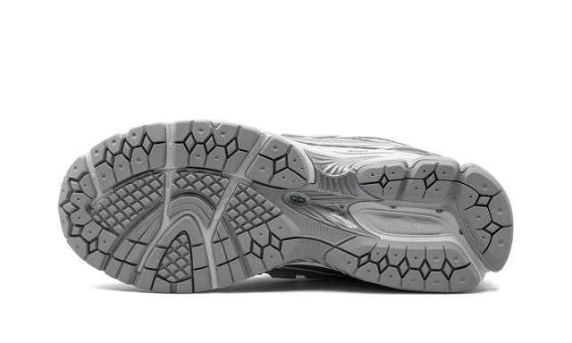New Balance 1906R "SILVER METALLIC" Keesef 