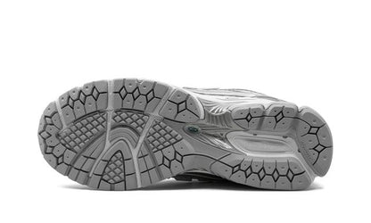 New Balance 1906R "SILVER METALLIC" Keesef 