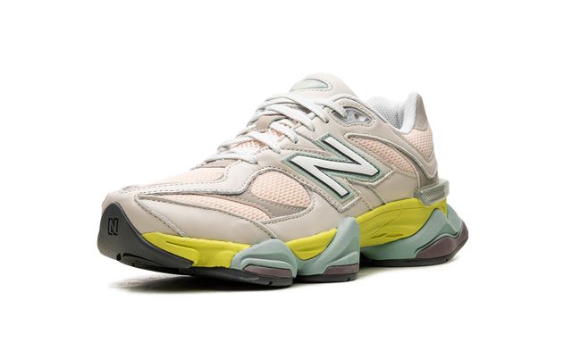 New Balance 9060 Moonbeam Keesef 