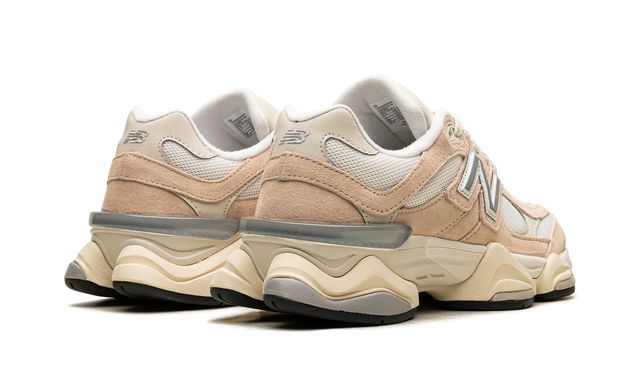 New Balance 9060 Vintage Rose Keesef 