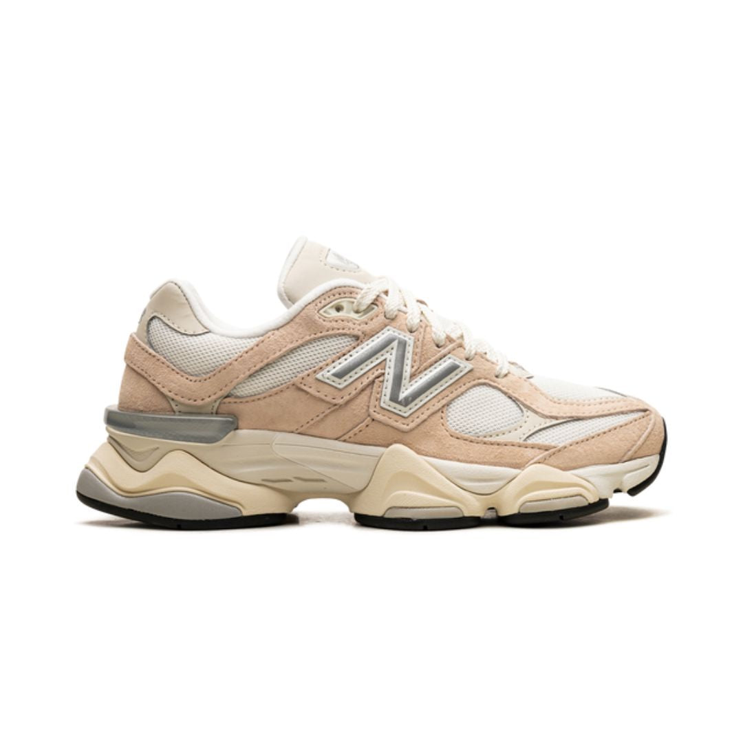 New Balance 9060 Vintage Rose Keesef 