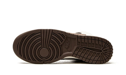 Nike Dunk High Light Chocolate Nike Dunk High Light Chocolate Keesef 