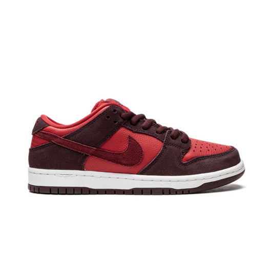 Nike SB Dunk Low Cherry Nike SB Dunk Low Cherry Keesef 