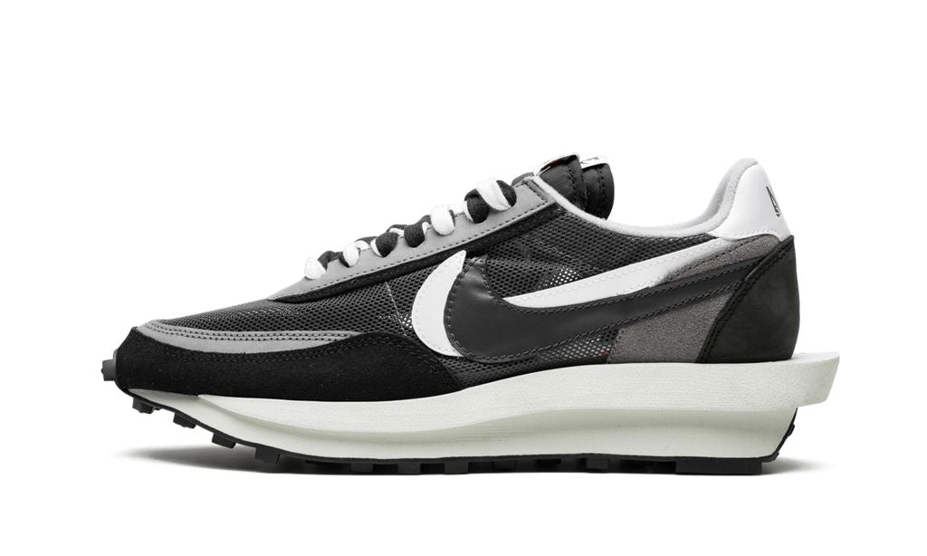 Nike Waffle Sacai Black Nike Waffle Sacai Black Keesef 