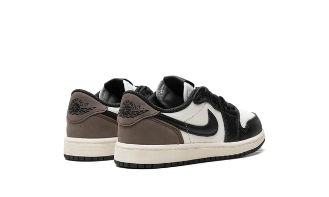 Jordan 1 Retro Low Mocha