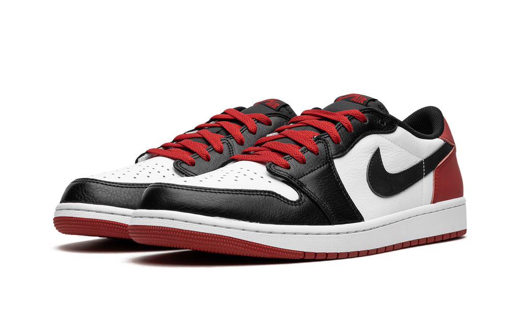 Jordan 1 Retro Low OG Black Toe