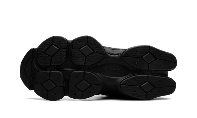 New Balance 9060 Triple Black